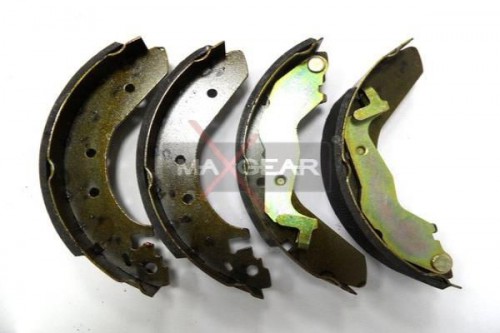 Brake shoe set MAXGEAR