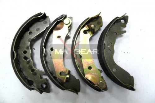 Brake shoe set MAXGEAR